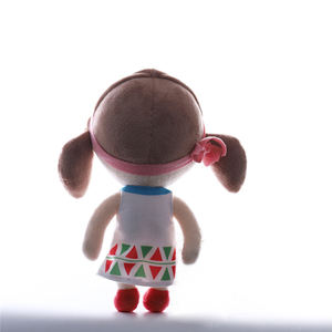 Poupée en tissu classique avec robe brodée blanche, jouet en peluche pour fille, rembourrage en coton PP pour une poupée câline et souvenir. - Product Image 3