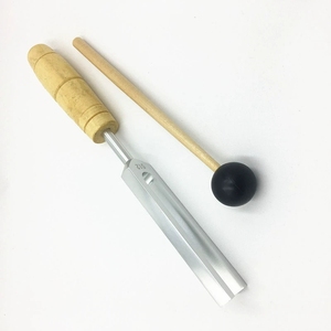 Diapason vibrant 512 Hertz en gros avec poignée en bois, instrument de résonance pour l'enseignement de la physique et la méditation - Product Image 3