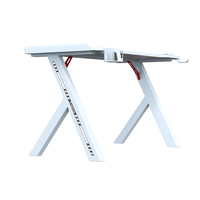Bureau de jeu ergonomique en bois Wquantum avec surface en mélamine, éclairage LED RVB 256 couleurs, crochet pour casque et porte-gobelet pour chambre/bureau