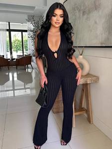 Combinaison élégante pour femme, sans manches, à col halter, décolleté plongeant, jambes larges, dos nu, une pièce, pantalon évasé - Product Image 3