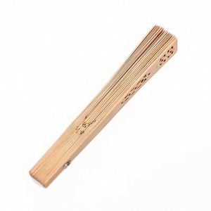 พัดมือไม้ไผ่แบบพับได้ขนาดเล็ก สีสันหลากหลาย สลักลายงานแต่งงาน ผ้าไหมจีนแบบดั้งเดิม ปรับแต่งได้ - Product Image 3