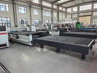 Découpeuse laser fibre CNC haute puissance 20kW 30kW à table d'échange ouverte pour tôles métalliques, avec Cypcut AI pour une fabrication de précision