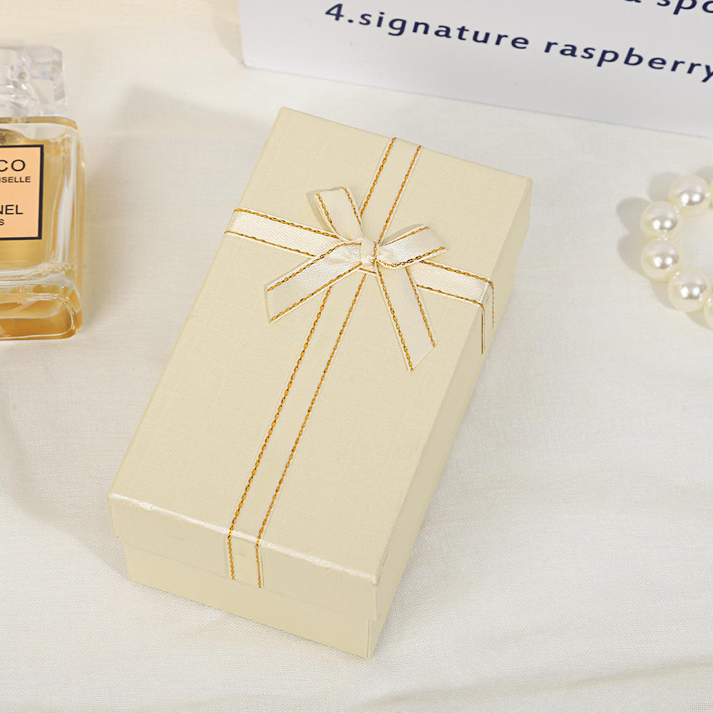 Champagne Color; 14*8*6cm