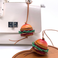 Breloque de sac en cuir tanné végétal fait main, mini hamburger mignon, porte-clés en cuir, pendentif de sac, ornement pour sac à main femme