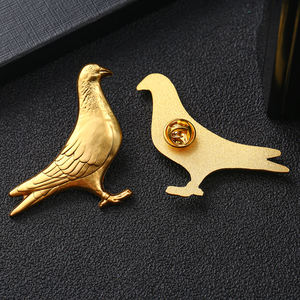 Custom lucido placcato in oro uccelli piccione forcine in metallo 3D Badge messican Saudi metallo spille per cappelli - Product Image 4