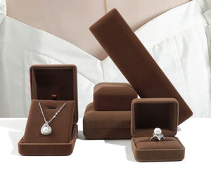 Boîte à bijoux en velours avec logo personnalisé, boîte de rangement pour bagues, bracelets, colliers, emballage de luxe pour bijoux - Product Image 1