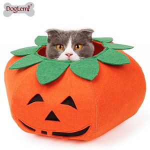 Vêtements pour animaux de compagnie très demandés, tenue d'Halloween réglable et pliable pour animaux de compagnie, costume de <span class=keywords><strong>chien</strong></span> au design mignon et original en forme de <span class=keywords><strong>citrouille</strong></span> - Product Image 1