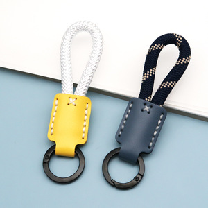 2026 Genuine Leather Car <b>Keychain</b> Handmade Minimalist Light-Luxury Key Ring Customizable Logo Pendant Anti-Loss <b>Lanyard</b> - Product Image 6