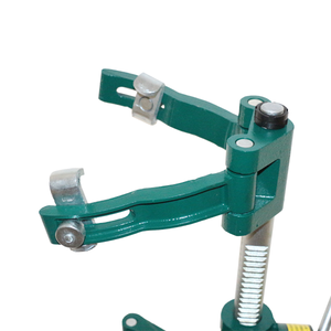 Compresseur de <span class=keywords><strong>ressort</strong></span> de réparation automobile, outil d'<span class=keywords><strong>amortisseur</strong></span> avec pédale - Product Image 3