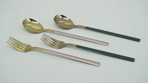 طقم أدوات مائدة محمولة من الفولاذ المقاوم للصدأ ، طقم أدوات مائدة ، شوكة وعصي طعام مع صندوق للتخييم وحفلات الزفاف - Product Image 2