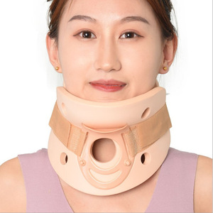 Soporte Cervical Transpirable y Ajustable para Alivio del Dolor de Cuello, Unisex, Talla Única - Product Image 1