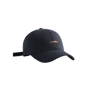 La produzione vende direttamente cappelli da baseball in materiale di cotone ricamo personalizzato logo berretto da golf sportivo