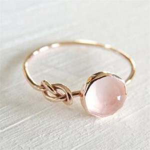 Anillo <span class=keywords><strong>de</strong></span> Piedra Lunar Rosa <span class=keywords><strong>de</strong></span> Moda para Mujer, Estilo Índice, Popular en <span class=keywords><strong>Subastas</strong></span> Callejeras, Pinduoduo - Product Image 2
