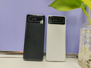 Type-C Connecteur 4G Écran <span class=keywords><strong>non</strong></span> <span class=keywords><strong>tactile</strong></span> de 2.8 pouces Caractéristique de base Téléphone portable T107 Téléphone - Product Image 2