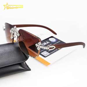 نظارات أنيقة مثلجة من vs مويسانيتي الماس المقاوم للصدأ عدسة بنية اللون نظارات مجوهرات عبر النظارات الشمسية شهادة GRA - Product Image 5