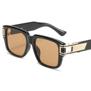 <span class=keywords><strong>Gafas</strong></span> <span class=keywords><strong>de</strong></span> <span class=keywords><strong>sol</strong></span> transfronterizas híbridas <span class=keywords><strong>de</strong></span> plástico dorado cuadrado 3241 para hombres y mujeres <span class=keywords><strong>gafas</strong></span> <span class=keywords><strong>de</strong></span> <span class=keywords><strong>sol</strong></span> <span class=keywords><strong>gafas</strong></span> al por mayor <span class=keywords><strong>Amazon</strong></span> - Product Image 1