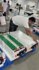 ชุดระบบพลังงานแสงอาทิตย์แบบออฟกริดครบชุด 5kW-20kW พร้อม MPPT แผงโซลาร์เซลล์โพลีคริสตัลไลน์ แบตเตอรี่ลิเธียม สำหรับบ้านแบบออฟกริด 5-20kw 5-2 - Product Image 3