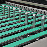 Machine de découpe automatique de rouleaux de papier, contrôlée par PLC, avec moteur électrique robuste pour le papier