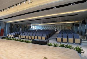 Asientos de auditorio de chapa para salón, diseño de aleación de aluminio, silla de corte de cine, asiento de auditorio, sillas en un aula - Product Image 4