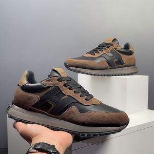 Chaussures de sport décontractées pour hommes - Chaussures de course légères pour le printemps - Tige en cuir véritable - Semelle extérieure en caoutchouc - Fermeture à lacets - Tendance - Product Image 1