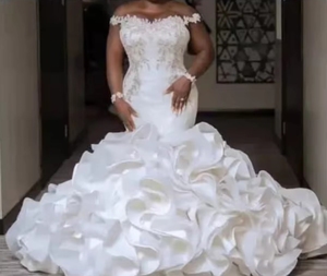 Factory Price Elegant Floral Embroidery Wedding Dress Drop Shoulder Fluffy Ruffles African Plus Size Bridal - Product Image 4