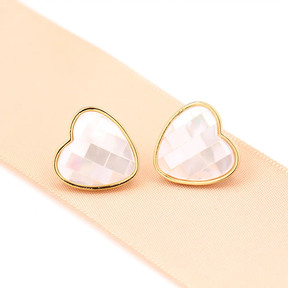 Pendientes de lujo de Amazon, pendientes de concha natural al por mayor, joyería de corazón de Ley 925 de plata, pendientes de tuerca chapados en oro para mujer