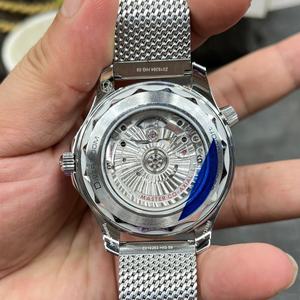 Reloj Mecánico Automático de Lujo Personalizado con Esfera de Madreperla, Bisel de Moissanita VVS1, Acero Inoxidable Luminoso de Alta Calidad, Unisex - Product Image 3