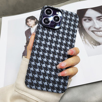 Nouvelle coque de téléphone en fibre de carbone de couleur pour 15pro max/15pro/15plus/15/14pro max/14pro
