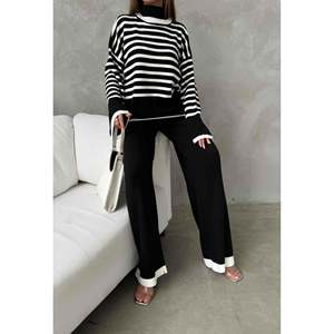 Turtleneck <b>Knit</b> <b>Set</b> 1507 - Black - Product Image 2