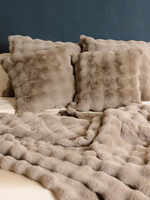 Couverture en fausse fourrure de lapin super douce et confortable en polyester pour chambre à coucher salon