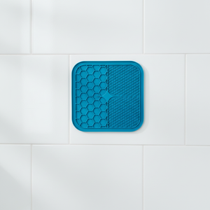 Tapis à lécher carré en silicone avec ventouses pour chiens et chats, qualité alimentaire, lot de 2, tapis de distribution lente, gamelle à lécher pour animaux de compagnie - Product Image 5