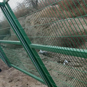 뜨거운 판매 PVC 코팅 3/<span class=keywords><strong>4</strong></span> "산업용 용접 와이어 메쉬 사각 구멍 부식 방지 보호 울타리 패널 - Product Image 4