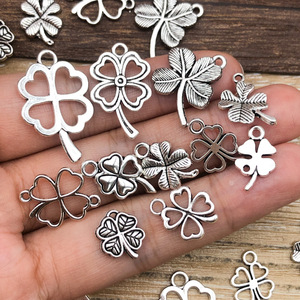 Colgante de Trébol de Cuatro Hojas de Aleación Plateada Antigua para Accesorios de Joyería DIY, Paquete de 20 Piezas - Product Image 2