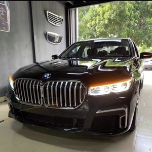 Nouveau kit carrosserie complet d'origine pour <span class=keywords><strong>BMW</strong></span> Série 7 G12, comprenant pare-chocs avant et arrière, phares, feux arrière et capot, pour transformation de l'ancien au nouveau modèle, à prix bas de Chine - Product Image 4