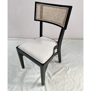 Silla <span class=keywords><strong>de</strong></span> <span class=keywords><strong>alquiler</strong></span> <span class=keywords><strong>de</strong></span> eventos <span class=keywords><strong>de</strong></span> boda <span class=keywords><strong>de</strong></span> madera apilable <span class=keywords><strong>con</strong></span> respaldo cuadrado <span class=keywords><strong>de</strong></span> mimbre <span class=keywords><strong>de</strong></span> caña <span class=keywords><strong>de</strong></span> fábrica - Product Image 2