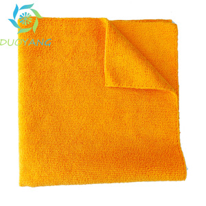 Logo goffrato 300gsm per tutti gli usi panno in microfibra 30x30cm per lavori di pulizia generale - Product Image 5