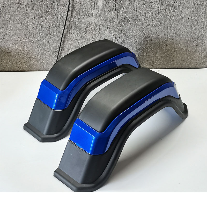 Un par de azules transparentes.