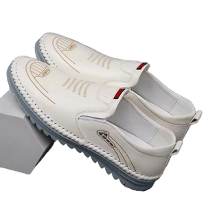 Mocasines para Hombre, Antideslizantes, Suela Suave, Hechos a Mano, Transpirables, Cómodos, Versátiles, Casuales de Verano - Product Image 1