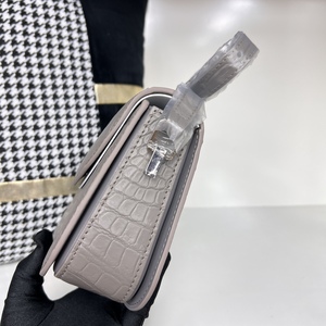 Custom Crocodile Leather Box Bag – Versatile Work & Date Night Crossbody Shoulder Bag for Women | Luxury Lady Purse Wholesale - Product Image 4
