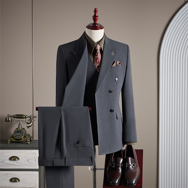 Gris oscuro [traje + chaleco + pantalón]