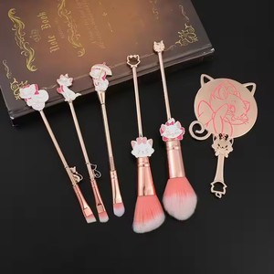 Ensemble de 5 pinceaux de maquillage mignons Marie Cat, rose gold, pinceaux de maquillage anime, pinceau à poudre, pinceau à fard à paupières, pinceau pour le visage, pinceau pour le fond de teint - Product Image 4