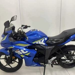 Autentica Moto <span class=keywords><strong>Suzuki</strong></span> GSX155 Usata, Efficiente nei Consumi e Resistente, Adatta per Adulti, con Quadro Strumenti LCD - Product Image 1