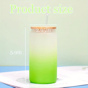 अमेरिका के गोदाम 25 पैक 16 औंस ग्रेडिएंट सबलिमिनेशन फ्रॉस्टेड ओम्ब्रे कप रंग ग्लास बांस के ढक्कन और प्लास्टिक के पुआल के साथ कर सकते हैं। - Product Image 4