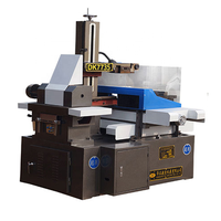 Machine de découpe à fil CNC EDM série DK77, modèle DK7735, avec armoire de commande informatisée de bureau et moteur, haute productivité