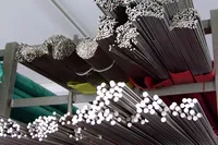 Barre ronde en acier inoxydable 304 de haute précision, en alliage résistant à la corrosion, usinée par CNC de haute qualité, pour la construction