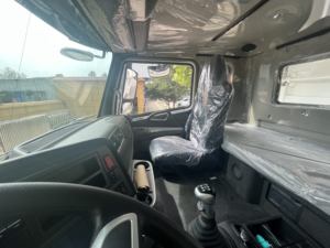 รถดัมพ์ SINOTRUCK HOWO NX 375 8X4 ความจุ 31-40 ตัน เครื่องยนต์ดีเซล เกียร์ธรรมดา สำหรับงานหนัก ขนส่งวิศวกรรม - Product Image 4