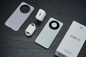 <span class=keywords><strong>HONOR</strong></span> X70 6.79'' 1.5K 120Hz SD 6 Gen 4 8300mAh Carga Rápida de 80W Cámara de 50MP IP68/IP69K Teléfono Inteligente Android <span class=keywords><strong>5G</strong></span> Resistente al Agua - Product Image 4