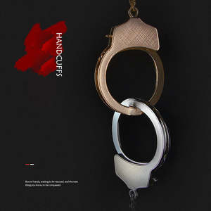 ลดกระหน่ำกุญแจมือโลหะสำหรับคู่รักของเล่น BDSM พวงกุญแจรูปหัวใจ - Product Image 2