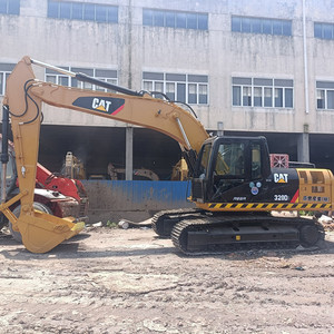 รถขุด CAT 320D2 ขนาด 20 ตัน พร้อมบุ้งกี๋ขุดขนาด 1 ลูกบาศก์เมตร รถขุดตีนตะขาบ cat320d2 มือสอง - Product Image 2