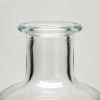Vente en gros de bouteilles en verre transparent carrées de 500 ml et 700 ml avec bouchon en liège pour vin, vodka, whisky, tequila et brandy